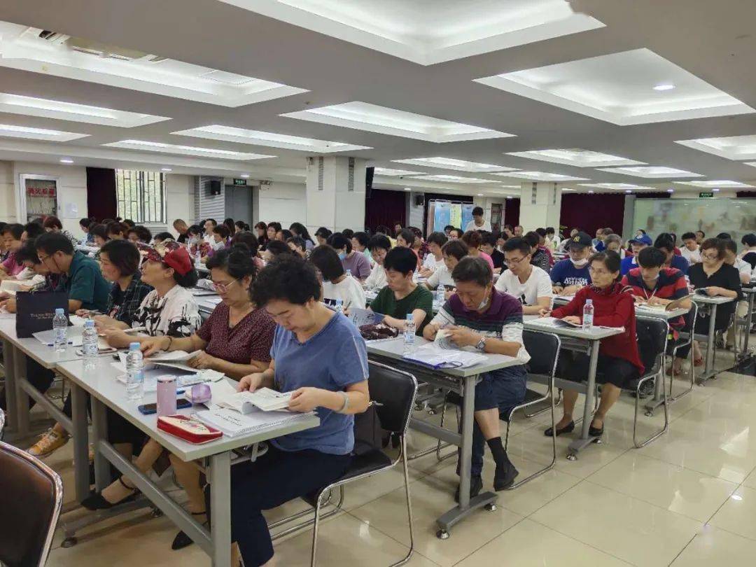街道人口普查培训工作_人口普查工作照片(3)
