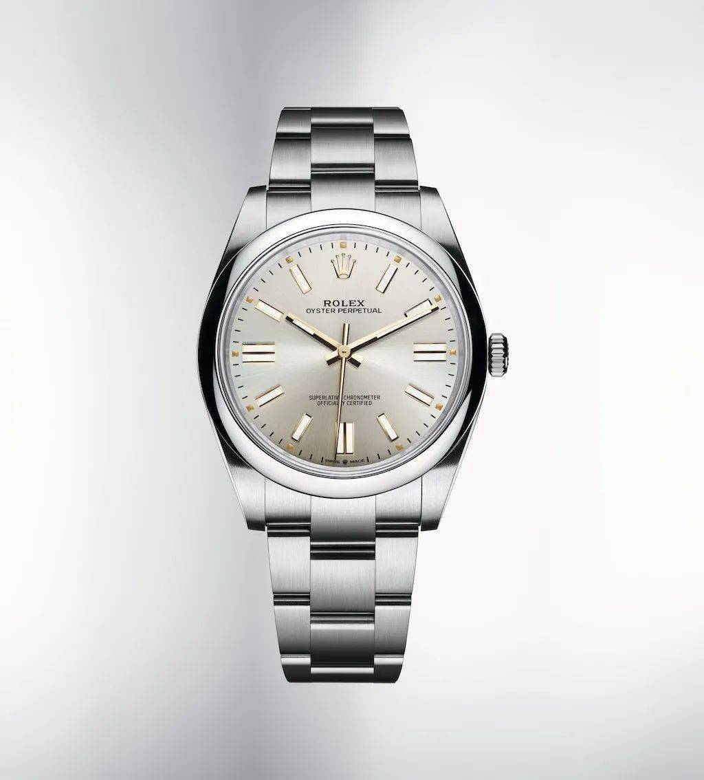 在新一轮新款腕表发布浪潮中, 劳力士作为瑞士手表的头部品牌, 在