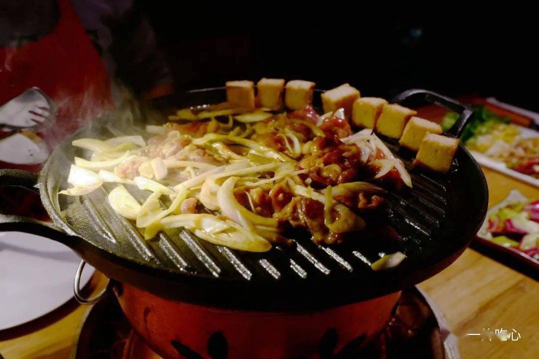 设拉子|这世上没有什么是一顿烧烤不能解决的……