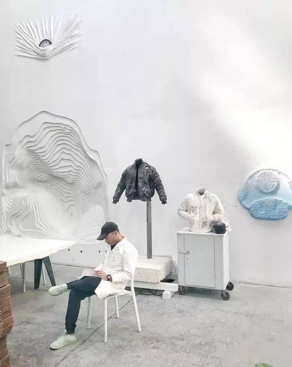 Stussy|10万的Dior X AJ不算啥，20万的Dior踏板车才是真香！