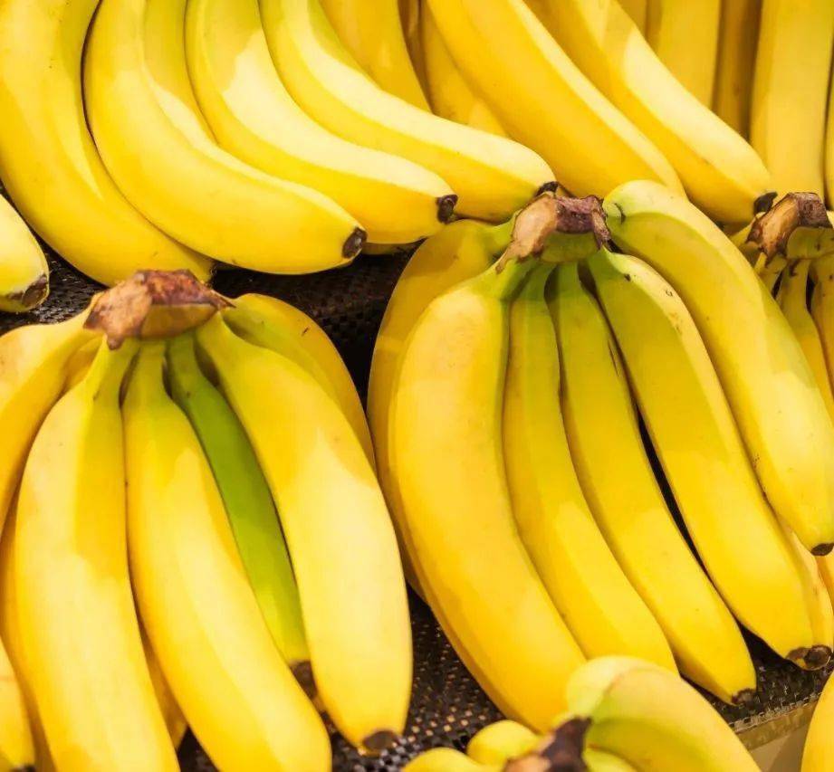 零食|咔咔脆！这零食好吃还能瘦！一根香蕉能做一大盘