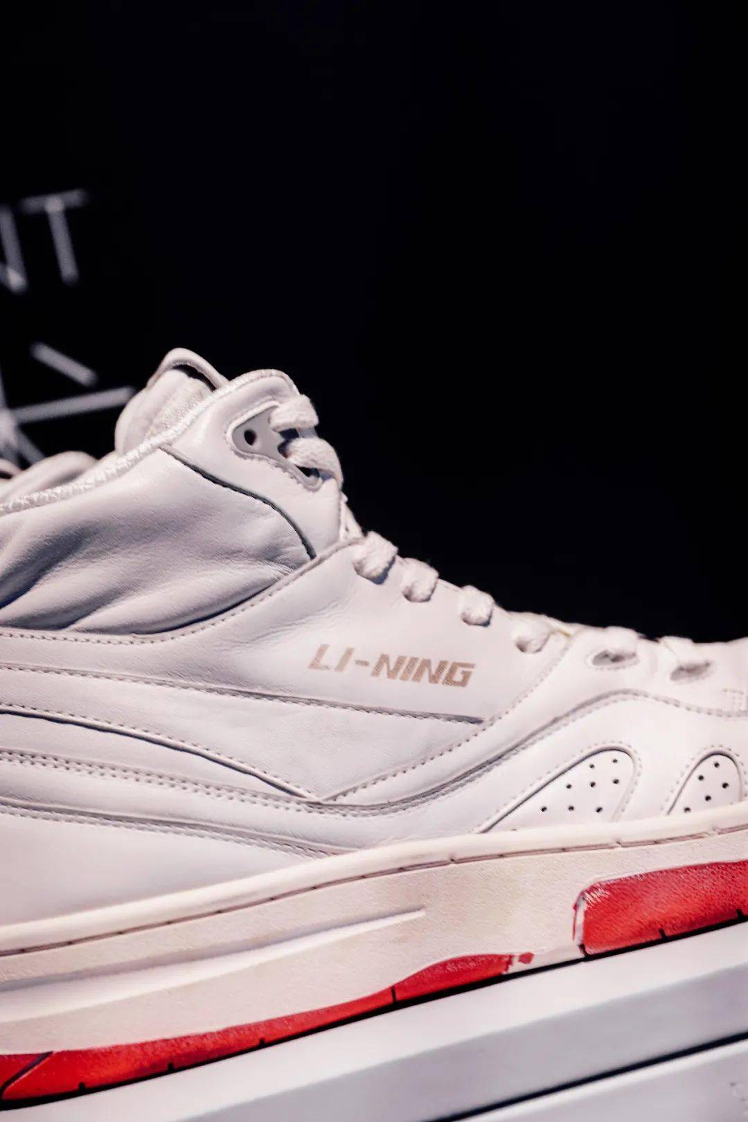 时装周|凭什么李宁能连续走时装周？凭这几双鞋就「足」以证明