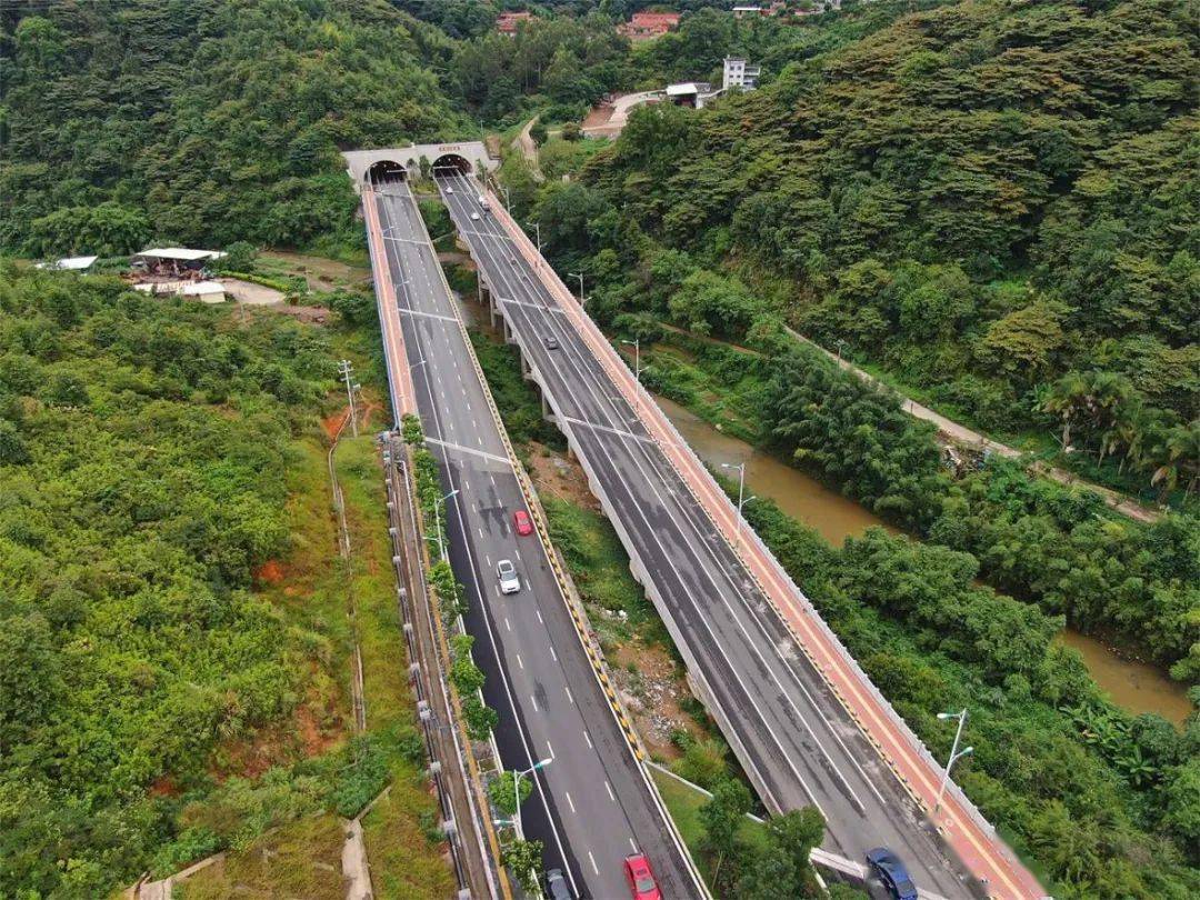 龙岩华莲西路一期通车了!_隧道