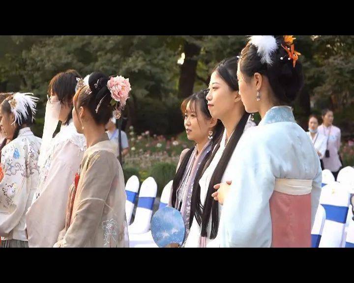 夏梅|中秋拜月，瘦西湖里如期而至！