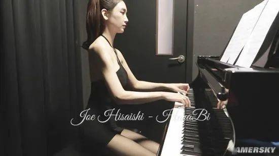 姐姐|弹琴性感画面让人心跳加速 来自韩国的钢琴小姐姐