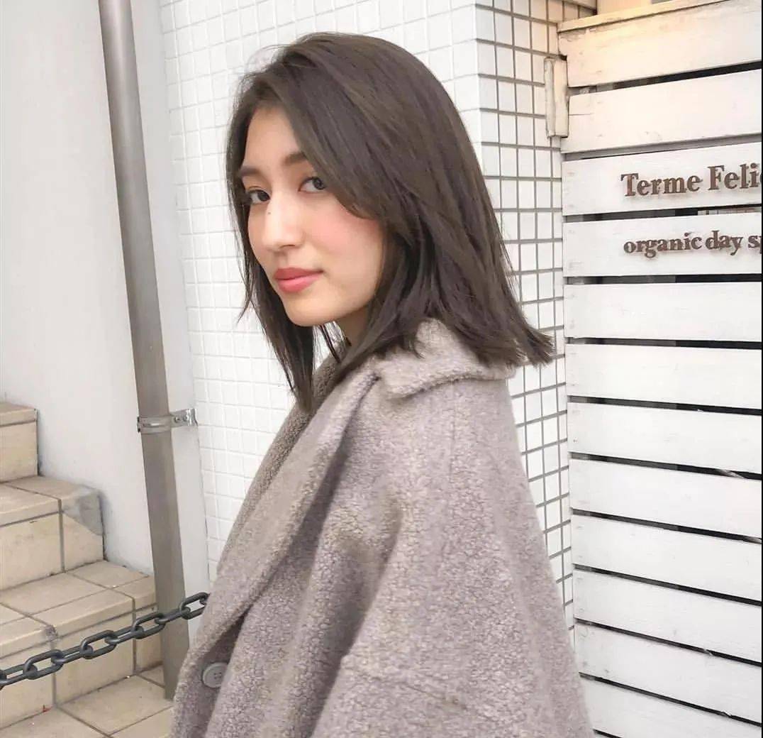 造型|入秋必选的第一款锁骨发造型