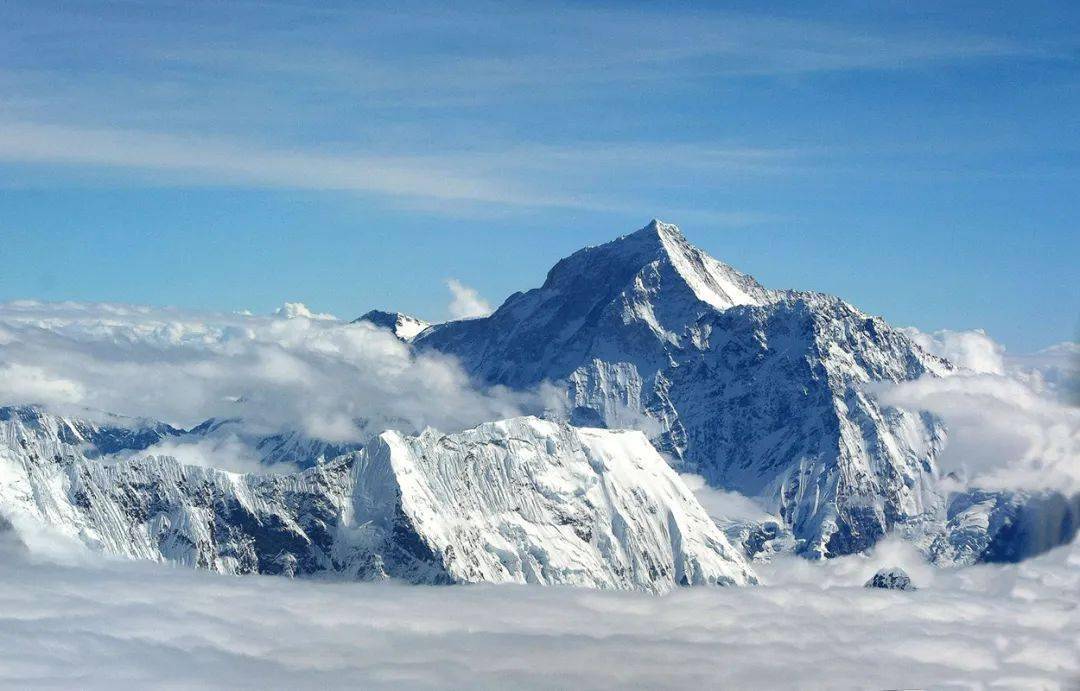 雪山林立,巍峨雄壮世界十四高峰希夏邦马峰世界第八高峰玛纳斯鲁峰