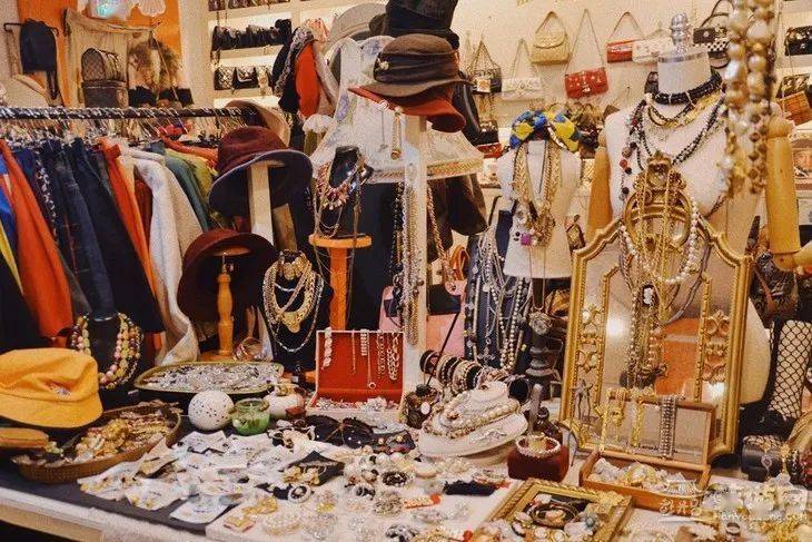 妹妹|时髦办 | BLACKPINK又花了几百万买衣服，这次穿了什么？