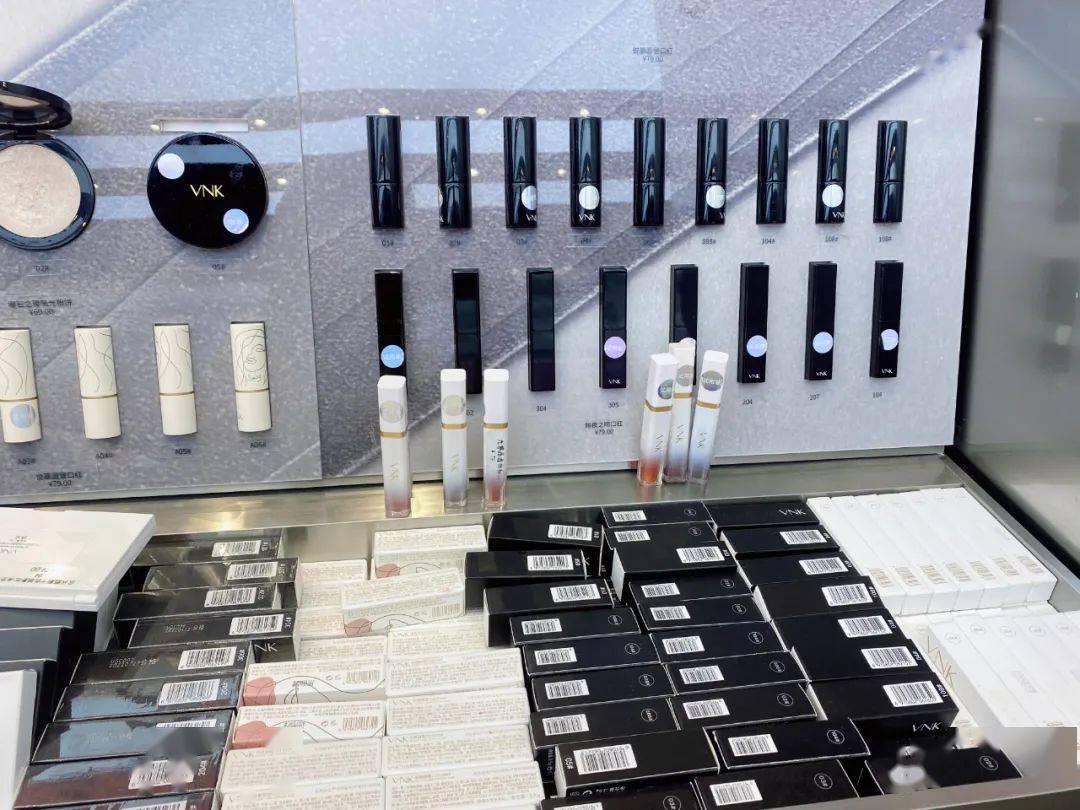 彩妆|我劝你千万不要进这家店，因为进去就忍不住花钱...