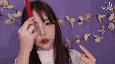 Step|还纠结短发or长发?现在流行这条“美颜线”,瞬间帮你变成小V脸