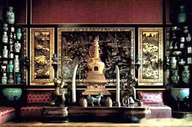 法国枫丹白露宫中国馆内圆明园艺术珍品