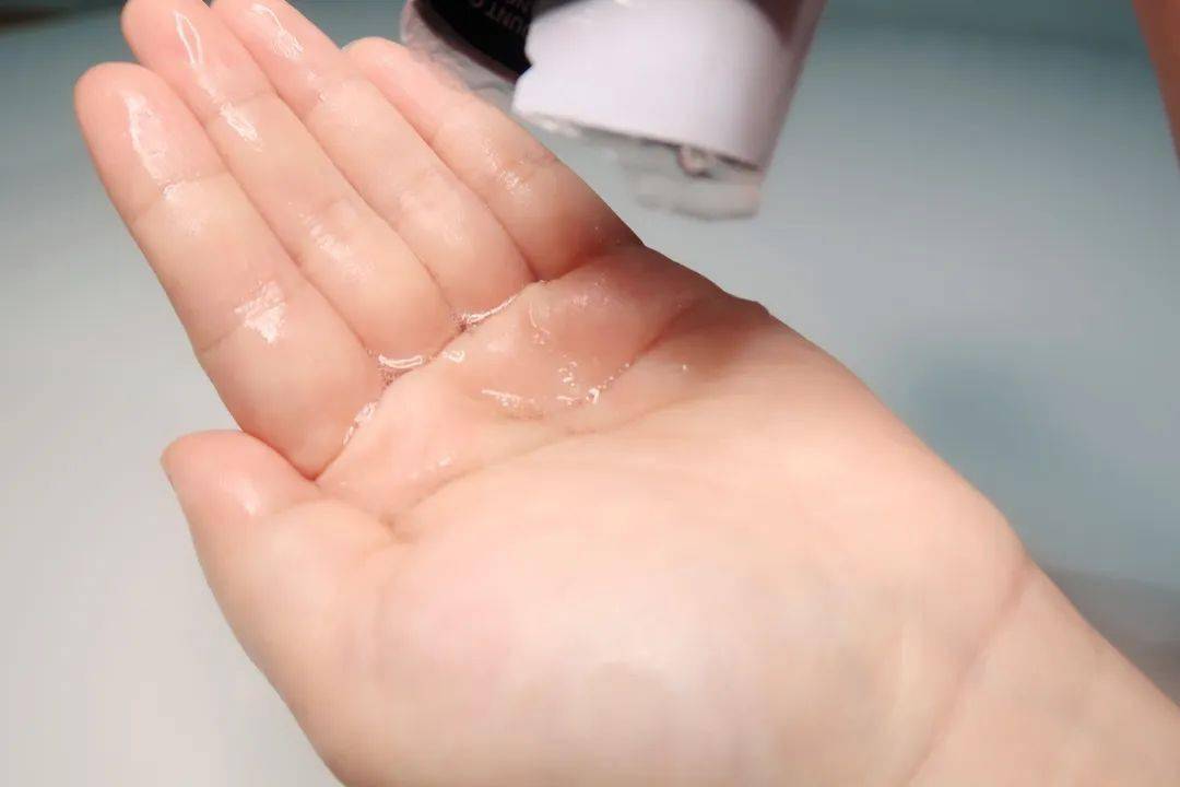 面膜|从内衣模特到老戏骨 如今她只能靠Angelababy搏关注？