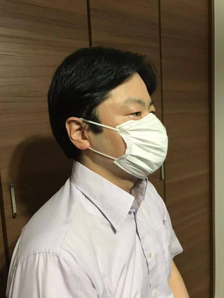 口罩怎么戴舒服 6af342cfeddc458fb174af4e732917e3.jpeg
