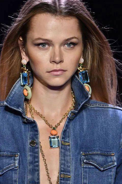 配饰|拉风派vs精致派?你pick哪一种配饰style?