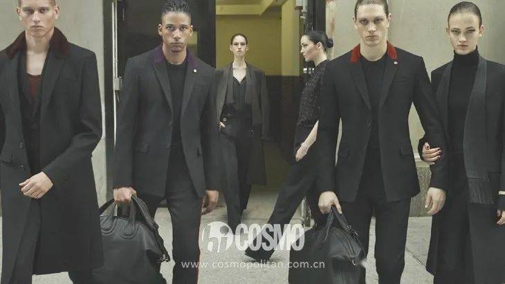 型台|T型台 | 当优雅遇上街头，GIVENCHY的路子有点野