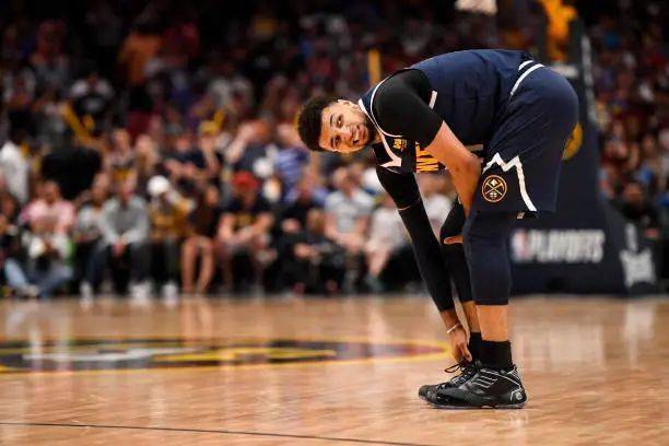 Waffle|侃鞋丨阿迪达斯的2020：惨痛之下，仍有光芒