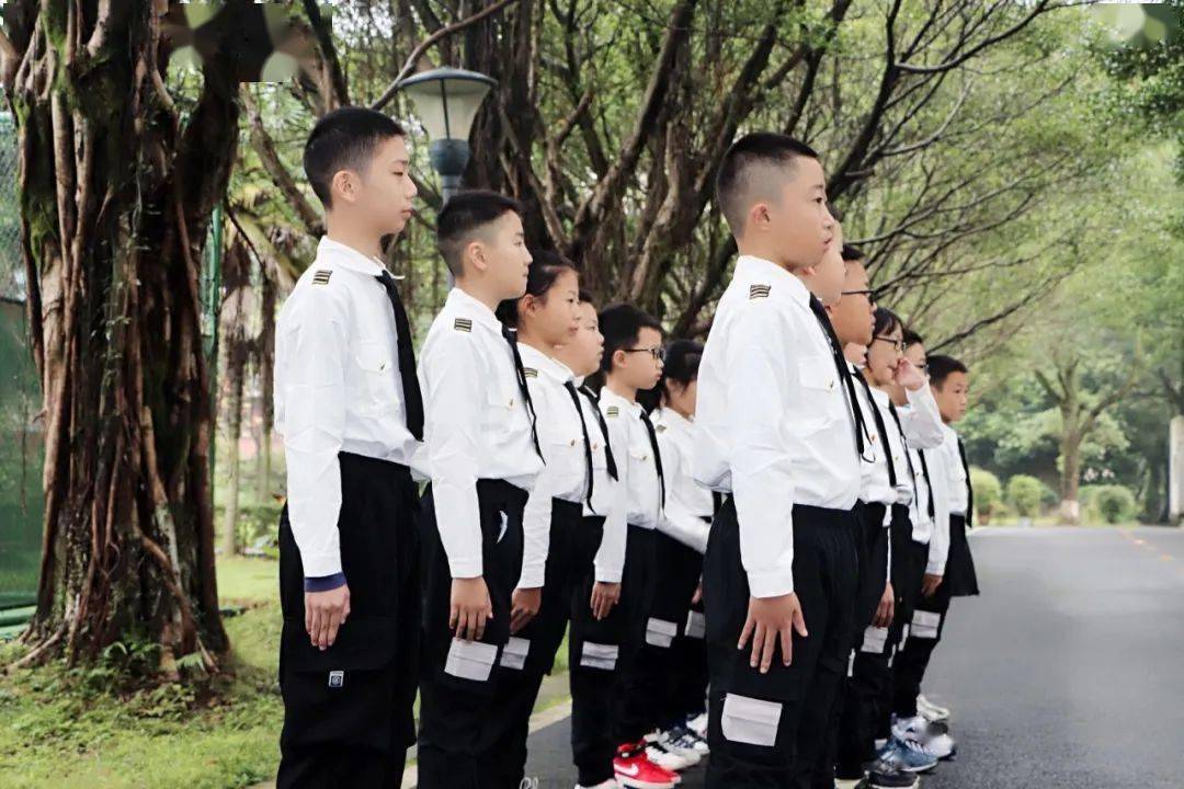 飞行少年第一集完整版 3341004fe2ad4c208b3d15fe94ae3bbf.jpeg