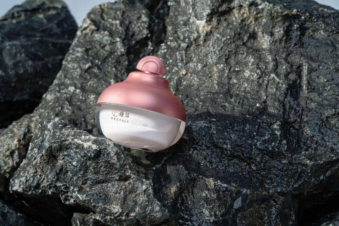 黑眼圈|430年的马应龙放大招,八宝古方做的眼霜,眼纹淡了