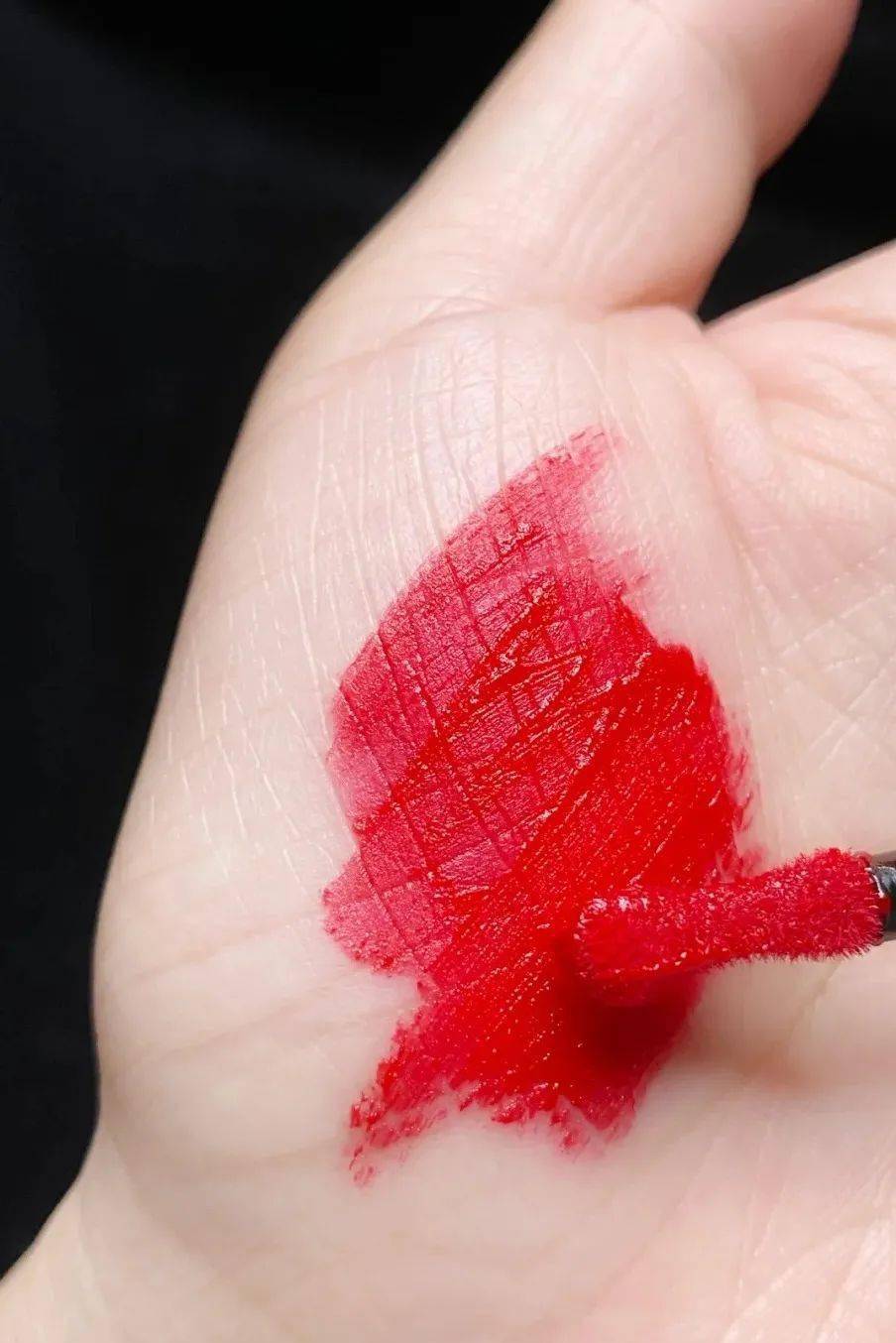 口红|大无语事件，追剧也能选色号？