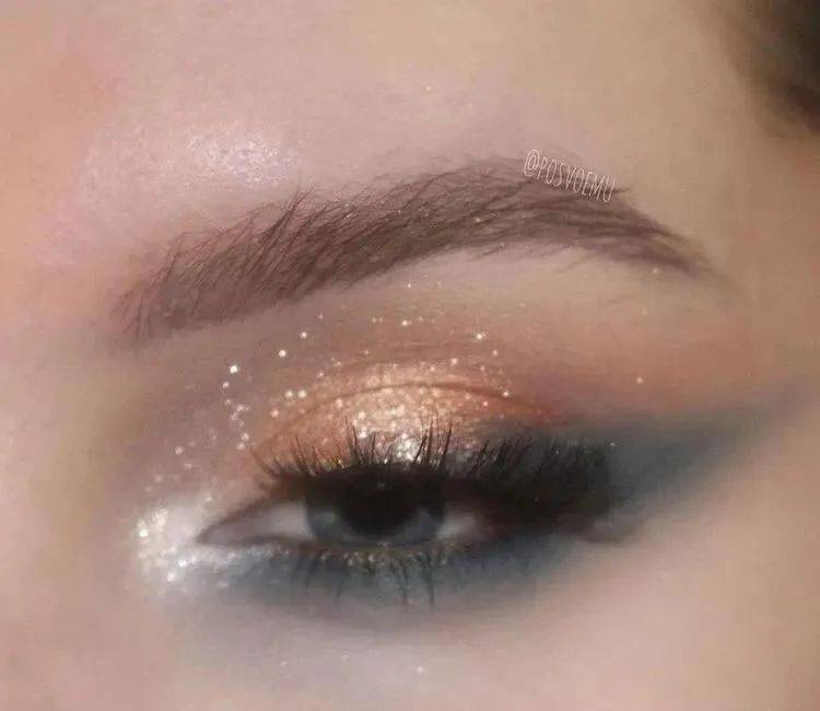 照片|学会撞色妆，待在家里也能拍出获赞无数的照片