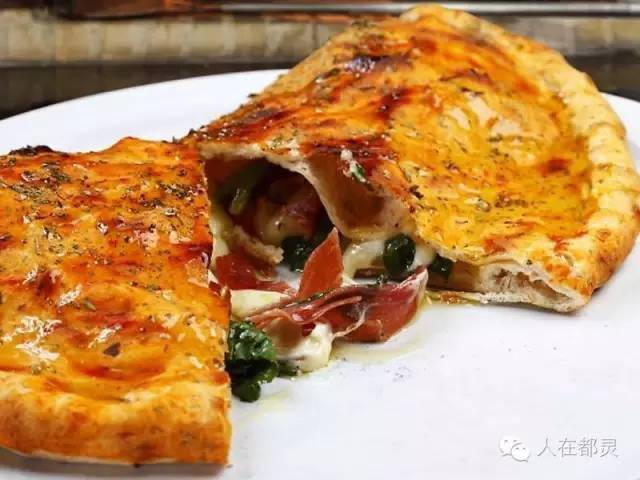 大鞋子披萨pizza calzone