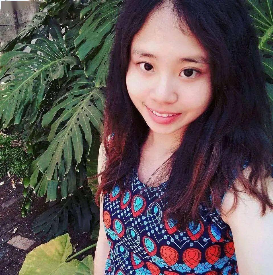 丘慧巧曾经在西非和南非地区从事两年的国际组织和社区发展工作,从