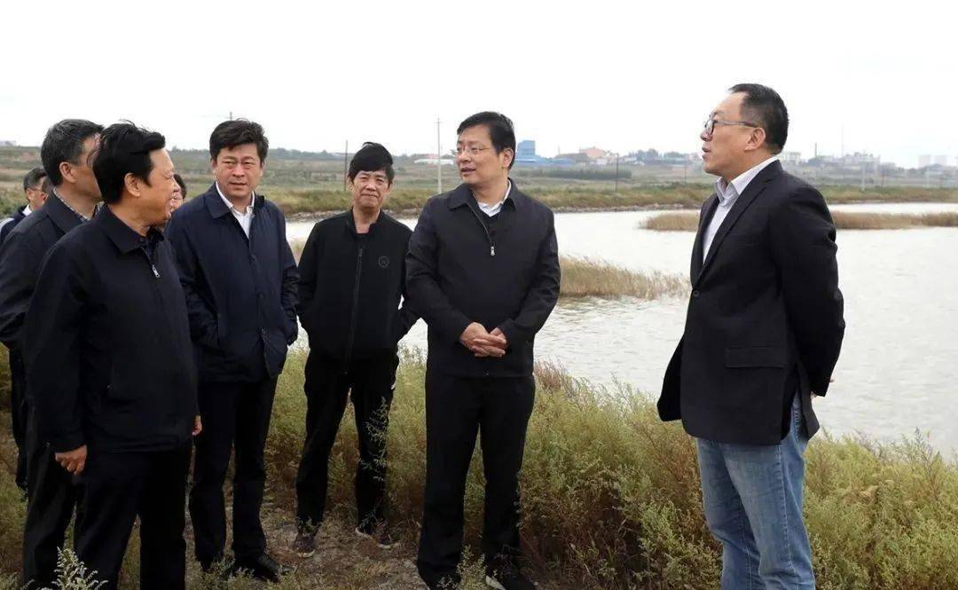 调研中,丁小强强调盐湖是运城的宝贵资源,要牢固树立绿色发展理念