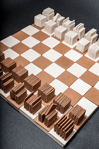 棋子|建筑大师为何都要设计自己风格的国际象棋？