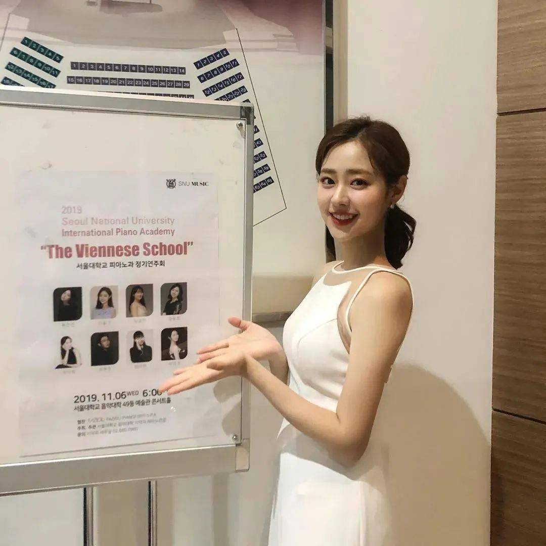 春香|美翻了！23岁撞脸“金泰熙”的她，拿下了韩国选美冠军！