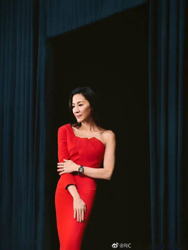 Cartier|江疏影的腕表，《从入门到（因价格而）放弃》