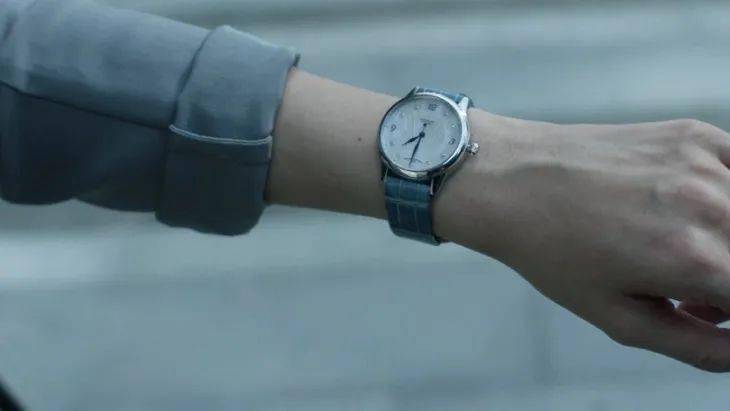 Cartier|江疏影的腕表，《从入门到（因价格而）放弃》