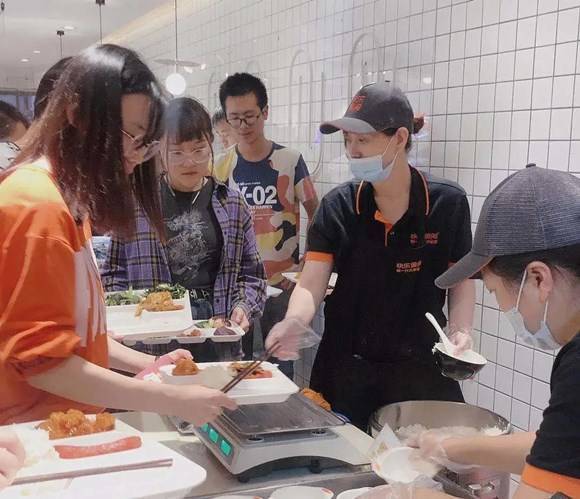 边角料|争当“光盘侠”不做“必剩客”！大学师生用边角料做出新菜