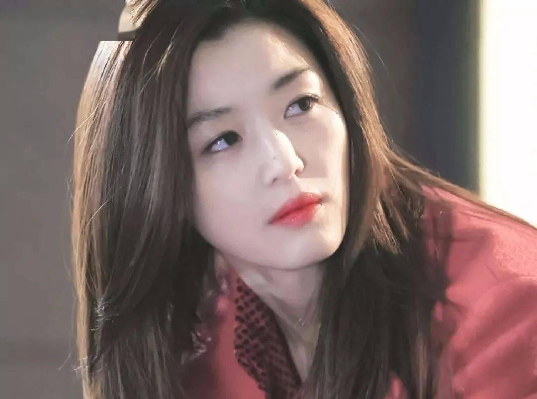 星座|【Chic恋爱说】天雷勾地火，如何一眼撩到忽冷忽热的腹黑天蝎