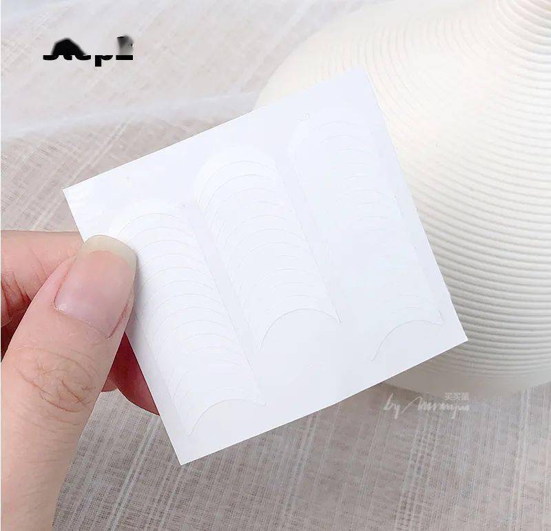 款式|赶紧存图！40款秋冬美甲，显白不挑人！