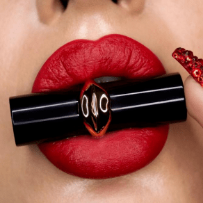 素人但|虽然是素人但没关系！这几支口红让你成为“合照杀手”！