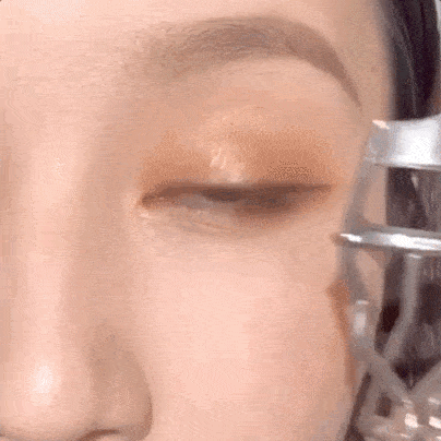 眼线|能让李栋旭一直念念不忘，这个女人不简单！