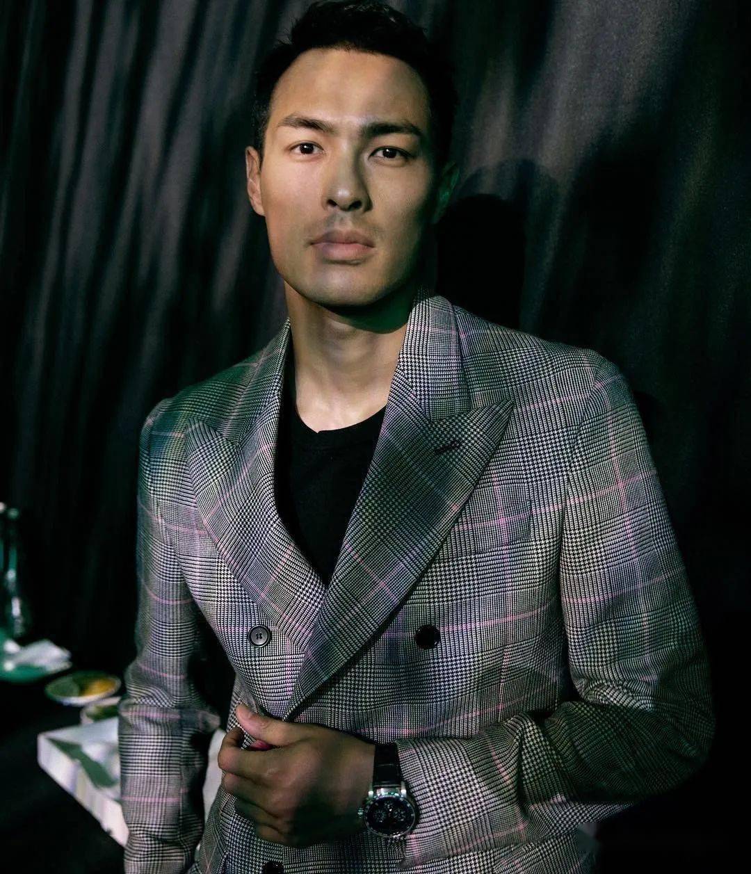 女生|女人眼里,男人怎么穿才性感?这5个穿搭技巧获得一致好评!赶紧Get起来!