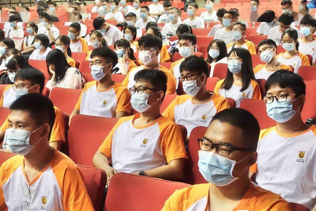 2020年汕头大学全国_2019-2020汕头大学排名_全国第158名_广东第10名(最新