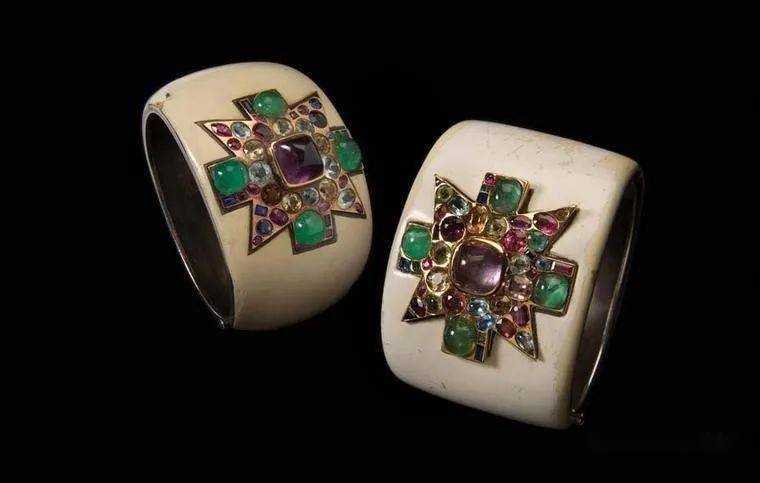 Coco|凭什么不是真金白银的CHANEL配饰,有这么多人愿意买单