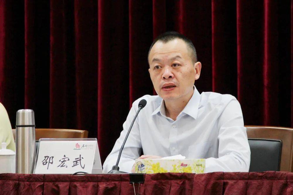 石排镇的GDP是多少_加油你是最棒的图片(3)