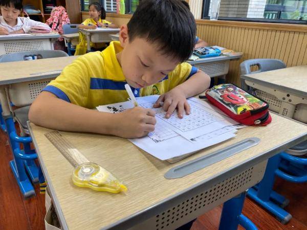 学后|杭州启动学后托管新模式,有学校80%的学生都报了名...