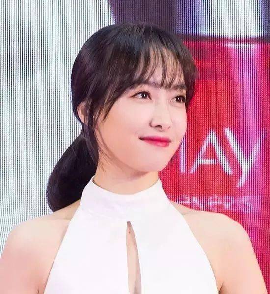 马尾|什么发型显脸小？看看这款扎发就知道了