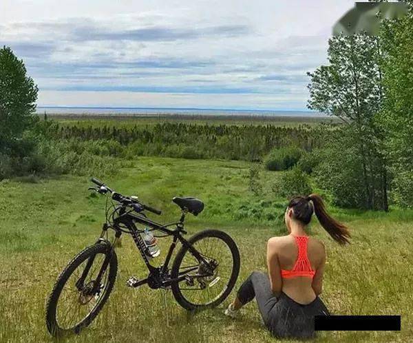 盘点|谁说女生一定要瘦才好看？盘点那些肉肉的女神……