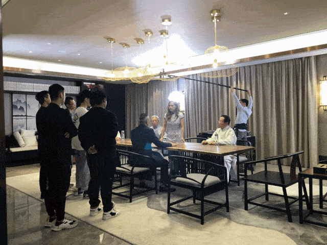 影视女主角,其参演的《有情饮水饱》,《小宝与康熙》,《我和僵尸有个