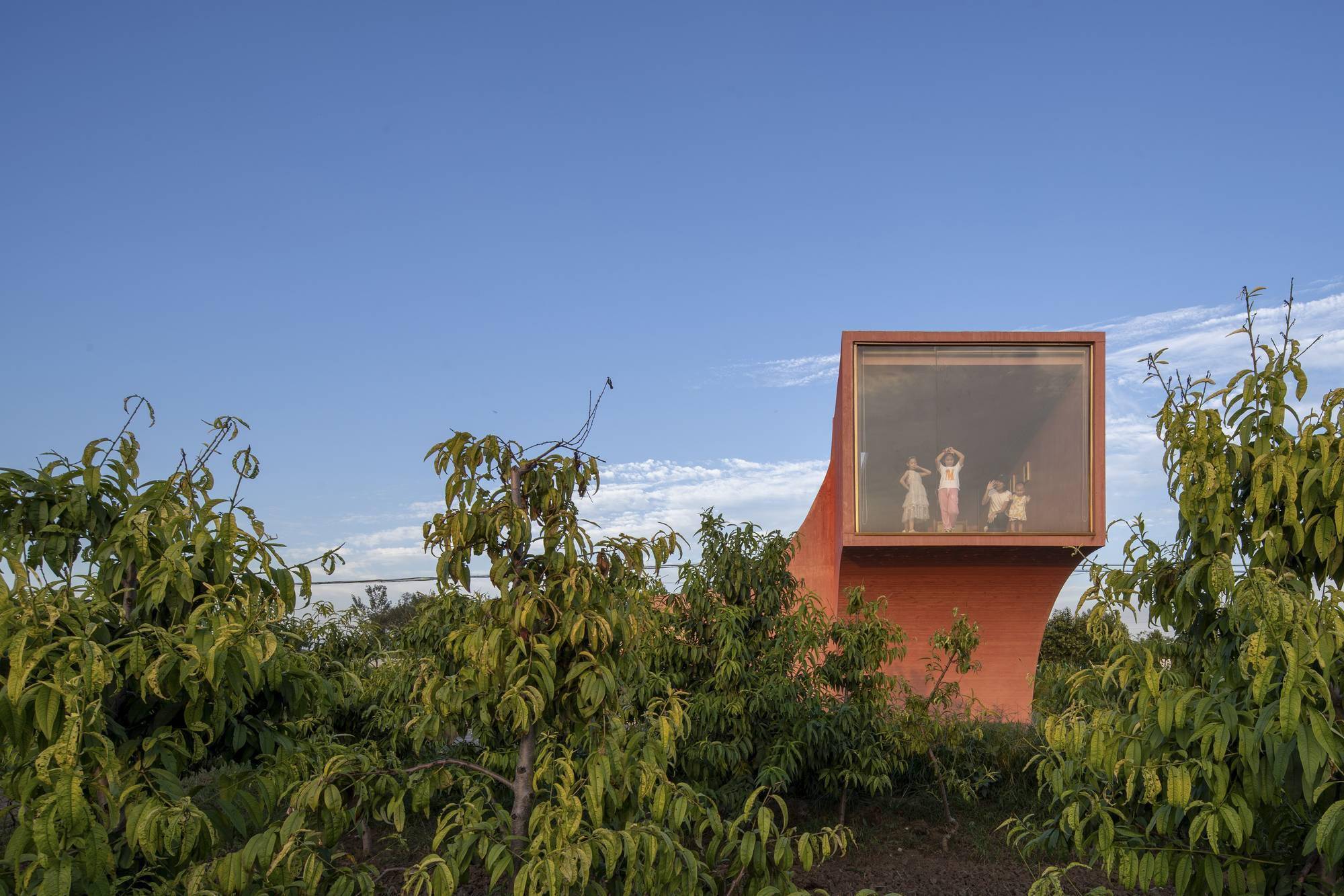 早报 | iPhone 12 Pro 配有 6GB 内存 / 长城宽带回应「