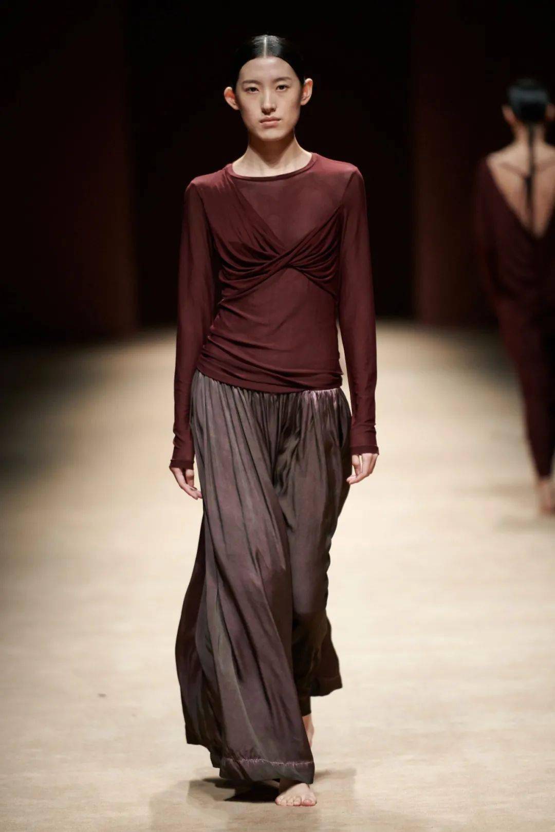 时装周|2021SS上海时装周 | 中国时尚向阳而生！