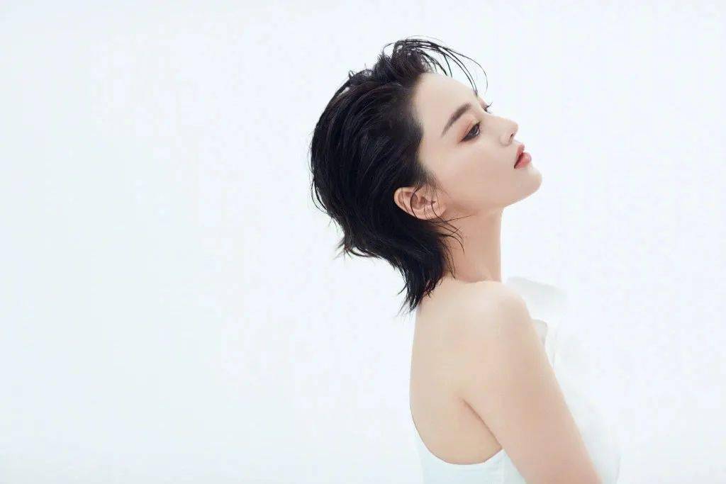 短发|剪了短发的杨紫，又让我心动了！