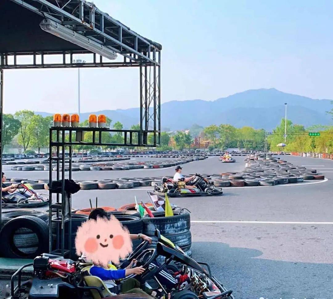 新体验|周四空间|花式团建新体验，现实版跑跑卡丁车！