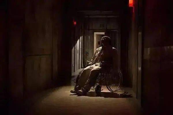 鬼屋图片高清大图 5b5f04fb20194095973c15b63c1d34d8.jpeg