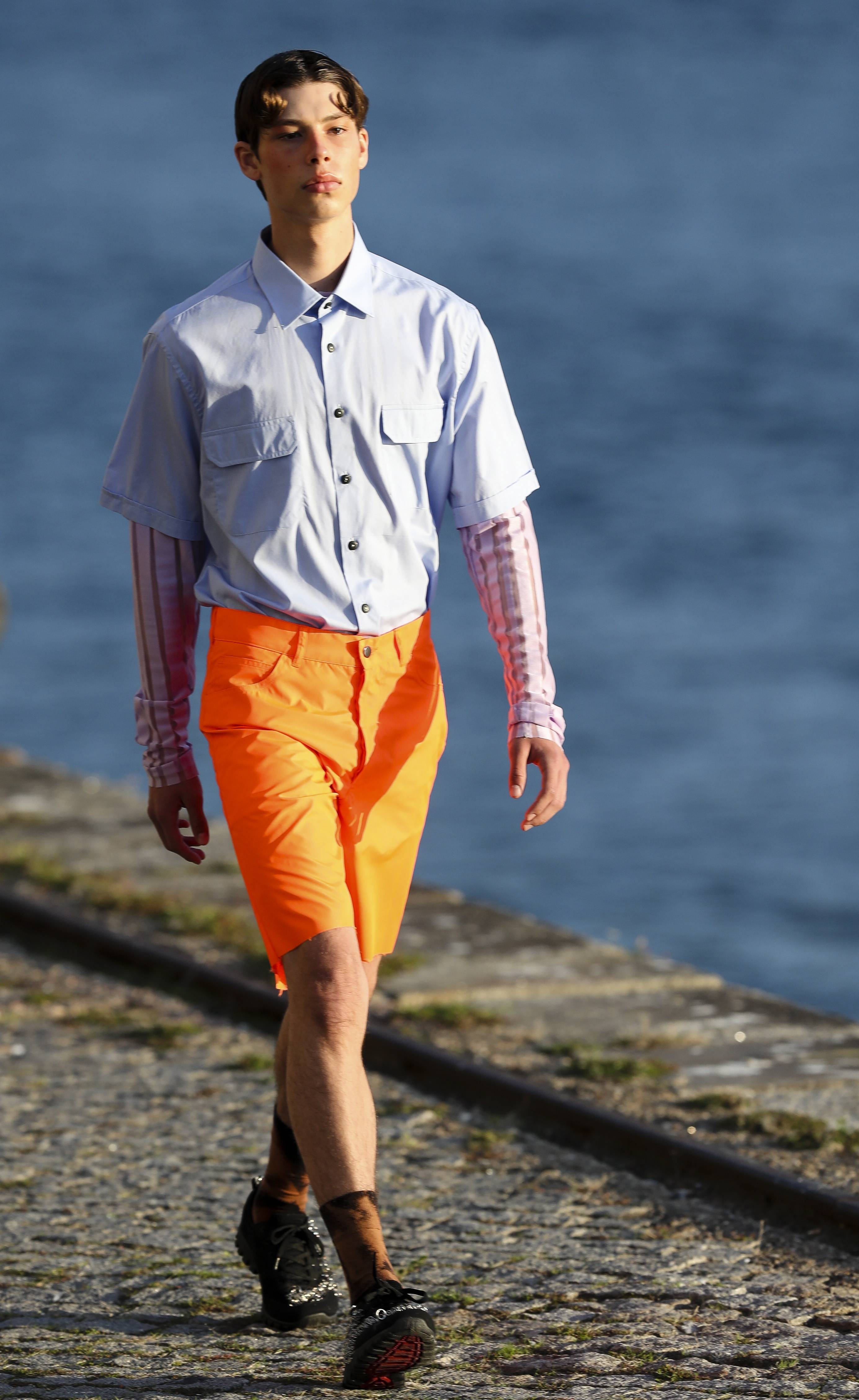 时装秀|葡萄牙时装秀——设计师埃斯特莉塔·门东萨时装秀